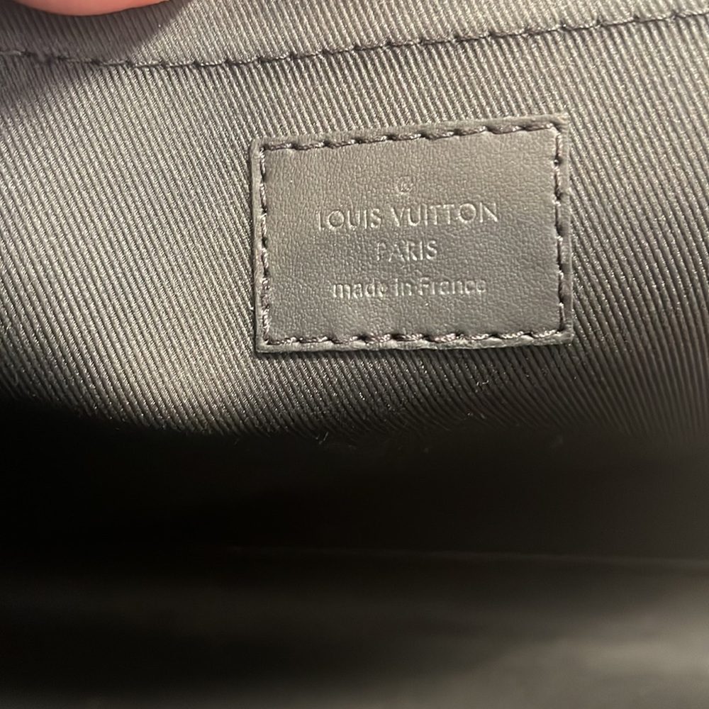 Louis Vuitton X Nigo Giant Pochette Jour GM - Picture 13 of 14